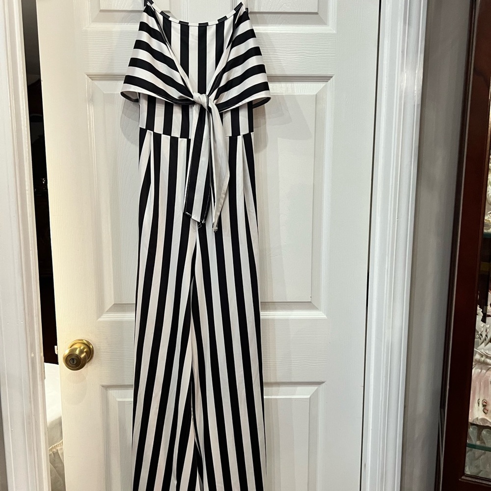 Off-Shoulder Black & White Striped Jumpsuit with Tie Waists size XL